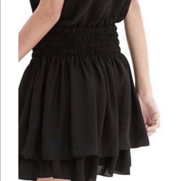 NWOT spring summer minimalist RARE Banana Republic embroidered gathered dress - Picture 4 of 8